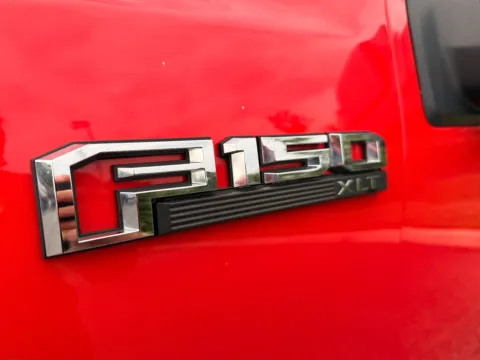 More photos of 2019 FORD F-150 XLT 4X4 V6 at Mr. Car of Gaithersburg, MD