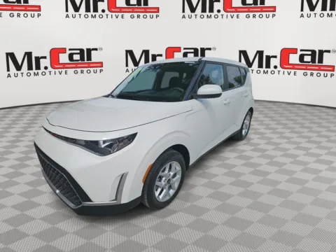 More photos of 2025 KIA SOUL LX at Mr. Car of Gaithersburg, MD