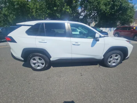 Photos of 2020 TOYOTA RAV4 XLE for sale in Gaithersburg, MD at Mr. Car of Gaithersburg