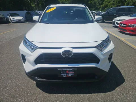 More photos of 2020 TOYOTA RAV4 XLE at Mr. Car of Gaithersburg, MD