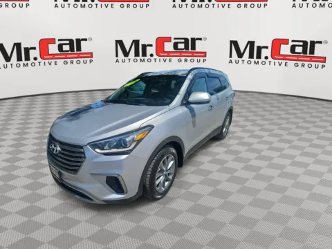 More photos of 2018 HYUNDAI SANTA FE SE at Mr. Car of Gaithersburg, MD