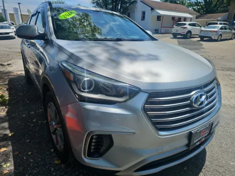 Silver 2018 HYUNDAI SANTA FE SE for sale in Gaithersburg, MD