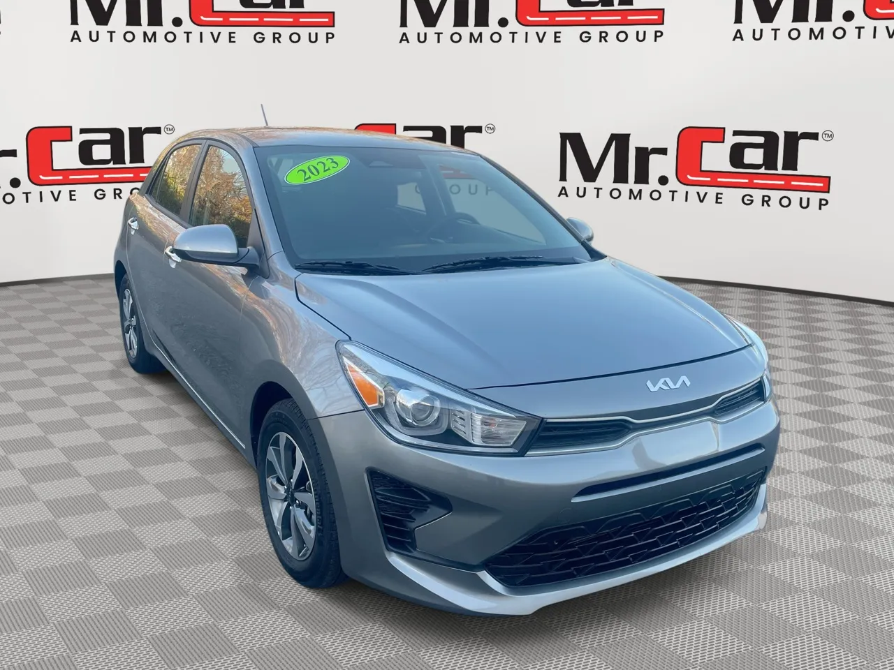 2023 Kia Rio 5-Door S's photo