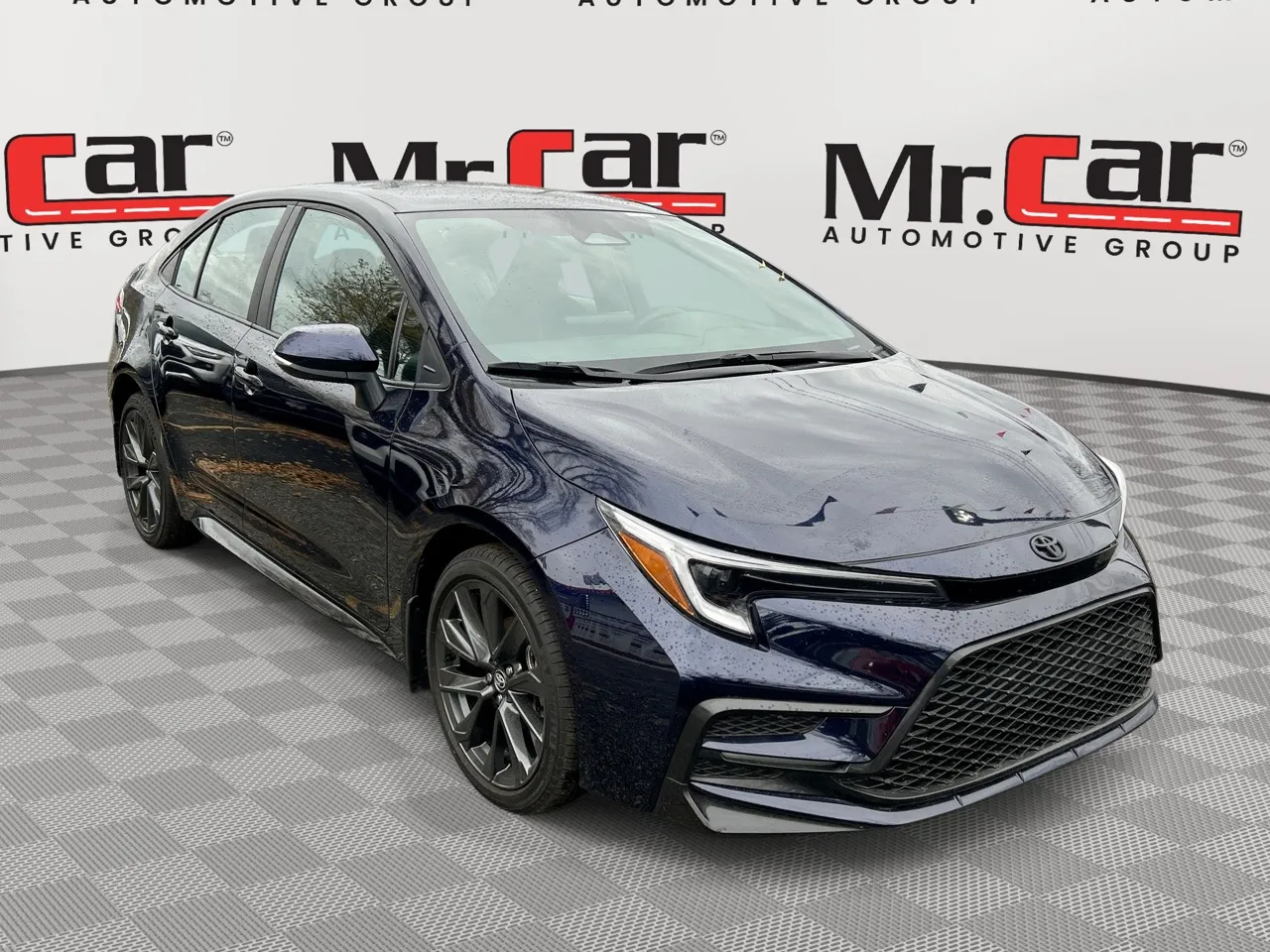 2024 Toyota Corolla SE's photo