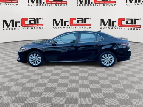 More photos of 2024 TOYOTA CAMRY LE at Mr. Car of Gaithersburg, MD