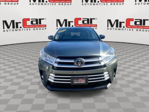 Another view of 2017 TOYOTA HIGHLANDER XLE for sale in Gaithersburg, MD at Mr. Car of Gaithersburg