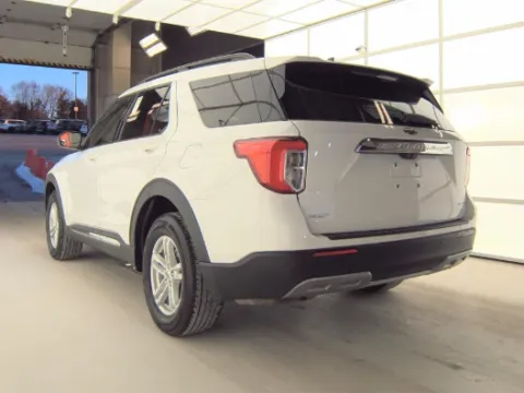 More photos of 2021 FORD EXPLORER XLT at Mr. Car of Glen Burnie, MD