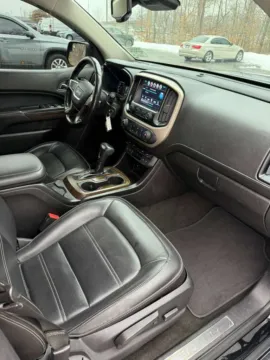 More photos of 2018 GMC CANYON 4WD DENALI at Mr. Car of Glen Burnie, MD