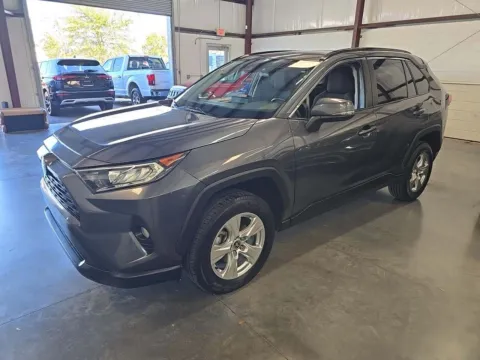 More photos of 2021 TOYOTA RAV4 XLE at Mr. Car of Glen Burnie, MD