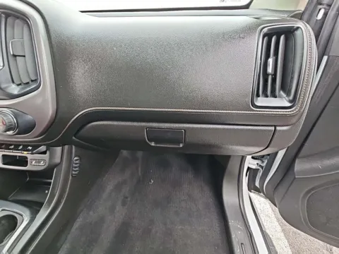 More photos of 2021 GMC CANYON 4WD AT4 W/LEATHER at Mr. Car of Glen Burnie, MD