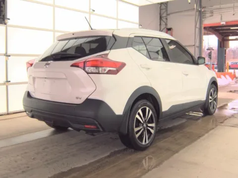 More photos of 2018 NISSAN KICKS SV at Mr. Car of Glen Burnie, MD