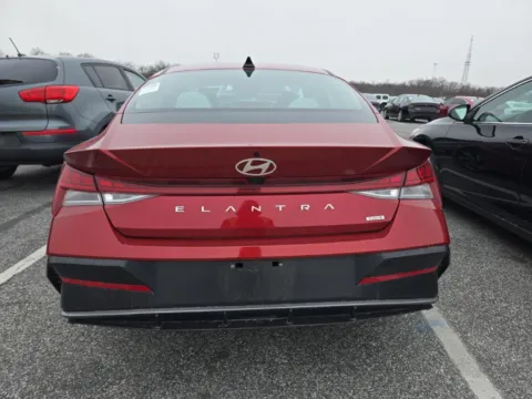 More photos of 2025 HYUNDAI ELANTRA HYBRID Limited at Mr. Car of Glen Burnie, MD