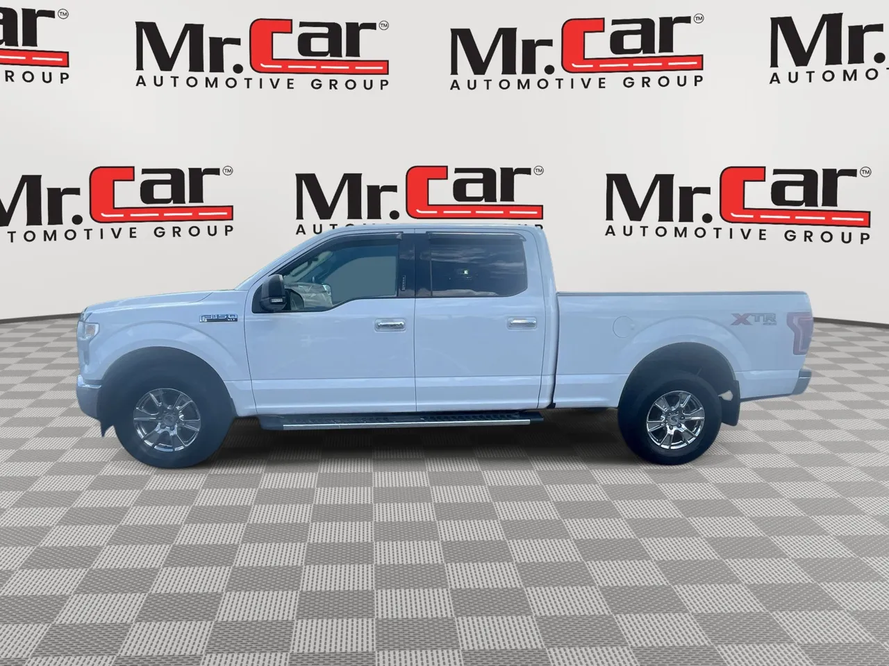 2017 Ford F-150 XLT 4x4 SuperCrew 5-1/2 Box's photo
