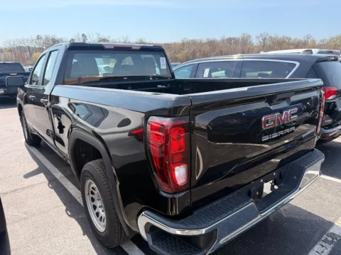 More photos of 2021 GMC SIERRA 1500 W/ LEATHER & V6 at Mr. Car of Glen Burnie, MD