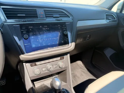 More photos of 2021 VOLKSWAGEN TIGUAN SE W/ AWD & SUNROOF at Mr. Car of Glen Burnie, MD