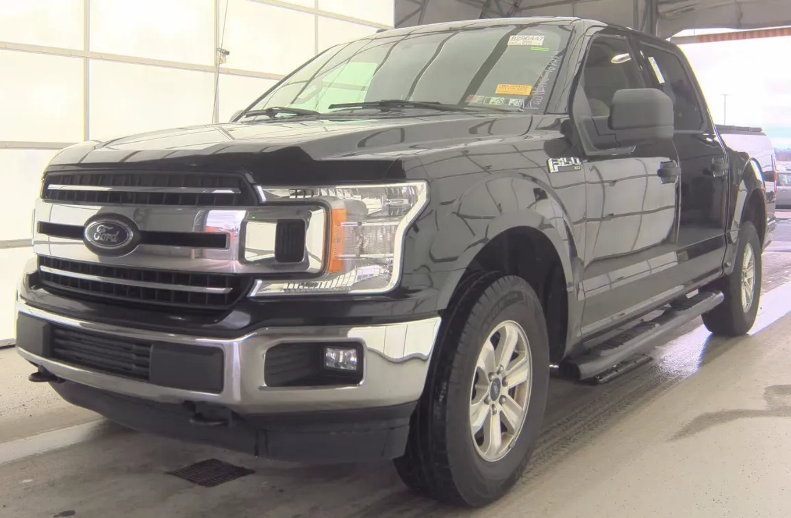 Black 2018 FORD F-150 XLT W/ 4WD & CREW CAB for sale in Glen Burnie, MD