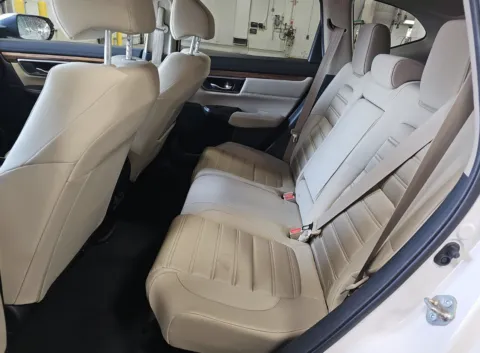 Another view of 2019 HONDA CR-V EX W/ AWD & SUNROOF for sale in Glen Burnie, MD at Mr. Car of Glen Burnie