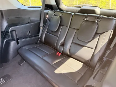 More photos of 2023 FORD EXPLORER LIMITED at Mr. Car of Glen Burnie, MD