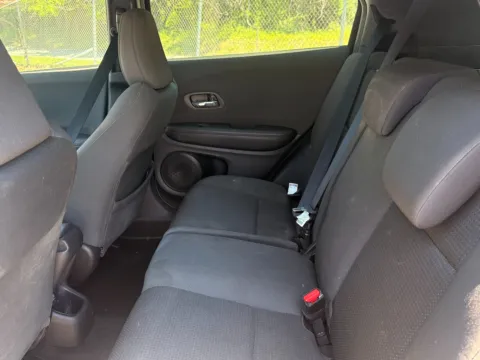 More photos of 2020 HONDA HR-V SPORT at Mr. Car of Glen Burnie, MD