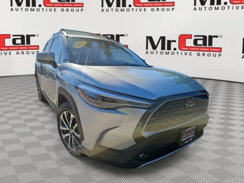 Silver 2023 TOYOTA COROLLA CROSS XLE for sale in Glen Burnie, MD