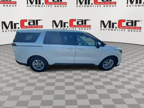 Photos of 2024 KIA CARNIVAL LX for sale in Glen Burnie, MD at Mr. Car of Glen Burnie