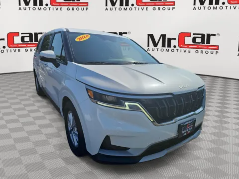 White 2024 KIA CARNIVAL LX for sale in Glen Burnie, MD