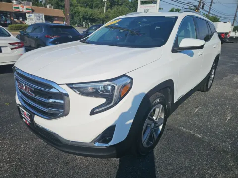 More photos of 2020 GMC TERRAIN SLT W/ AWD & LEATHER at Mr. Car of Glen Burnie, MD