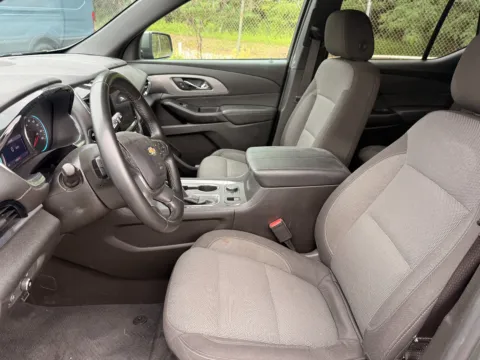 Another view of 2023 CHEVROLET TRAVERSE LT CLOTH W/ AWD & THIRD ROW SEATS for sale in Glen Burnie, MD at Mr. Car of Glen Burnie