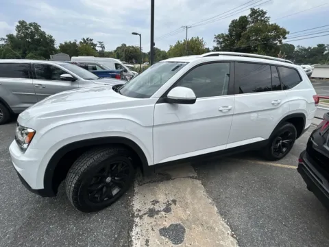 More photos of 2019 VOLKSWAGEN ATLAS 3.6L V6 SE W/TECHNOLOGY at Mr. Car of Glen Burnie, MD