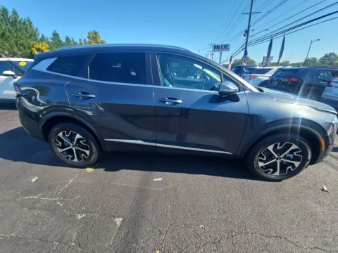 Photos of 2023 KIA SPORTAGE EX for sale in Glen Burnie, MD at Mr. Car of Glen Burnie