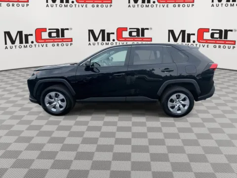 More photos of 2025 TOYOTA RAV4 LE at Mr. Car of Glen Burnie, MD