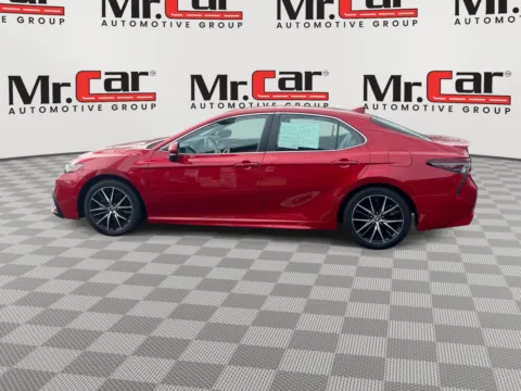 More photos of 2023 TOYOTA CAMRY SE at Mr. Car of Glen Burnie, MD
