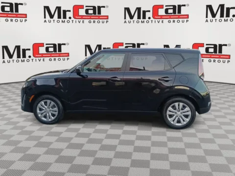 Photos of 2023 KIA SOUL LX for sale in Glen Burnie, MD at Mr. Car of Glen Burnie