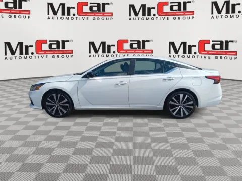 Photos of 2022 NISSAN ALTIMA 2.5 SR for sale in Glen Burnie, MD at Mr. Car of Glen Burnie
