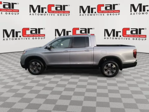 Photos of 2017 HONDA RIDGELINE RTL-T for sale in Glen Burnie, MD at Mr. Car of Glen Burnie