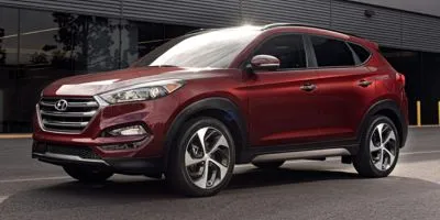 White 2016 HYUNDAI TUCSON SE for sale in Brentwood, MD