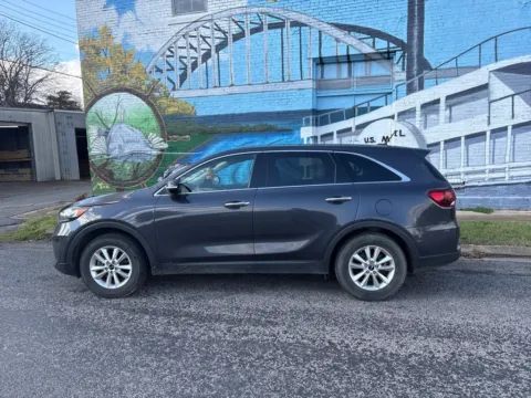 Another view of 2019 Kia Sorento LX for sale in Des Arc, AR at D3 Auto Sales - Des Arc, AR