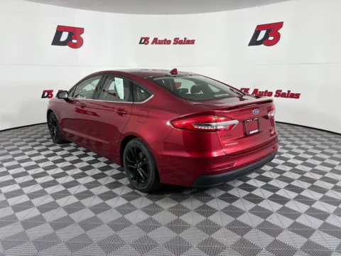 More photos of 2019 Ford Fusion SE at D3 Auto Sales - Des Arc, AR, AR
