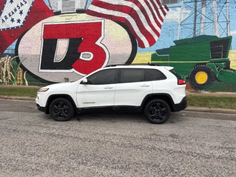 Another view of 2015 Jeep Cherokee Latitude for sale in Des Arc, AR at D3 Auto Sales - Des Arc, AR