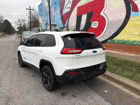 More photos of 2015 Jeep Cherokee Latitude at D3 Auto Sales - Des Arc, AR, AR