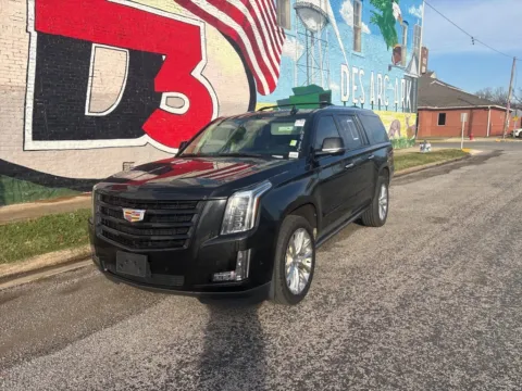 Photos of 2020 Cadillac Escalade ESV Premium for sale in Des Arc, AR at D3 Auto Sales - Des Arc, AR