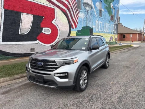 Photos of 2020 Ford Explorer XLT for sale in Des Arc, AR at D3 Auto Sales - Des Arc, AR