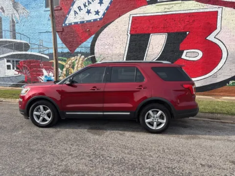 Another view of 2018 Ford Explorer XLT for sale in Des Arc, AR at D3 Auto Sales - Des Arc, AR