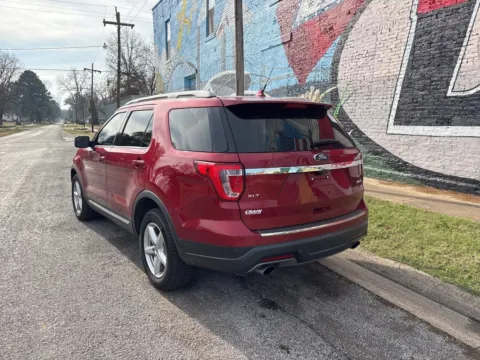 More photos of 2018 Ford Explorer XLT at D3 Auto Sales - Des Arc, AR, AR