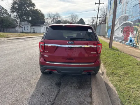 More photos of 2018 Ford Explorer XLT at D3 Auto Sales - Des Arc, AR, AR