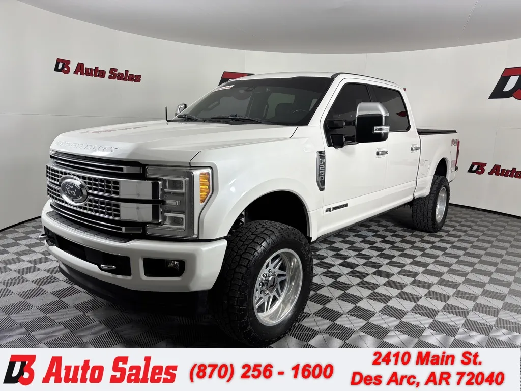 White 2018 Ford F-250SD Platinum for sale in Des Arc, AR