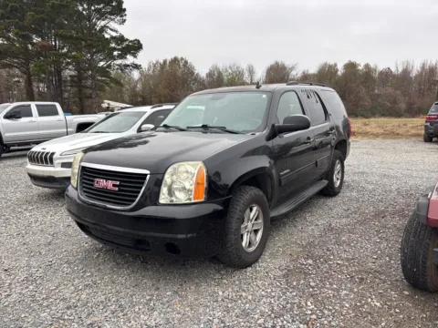 Another view of 2011 GMC Yukon SLE for sale in Des Arc, AR at D3 Auto Sales - Des Arc, AR
