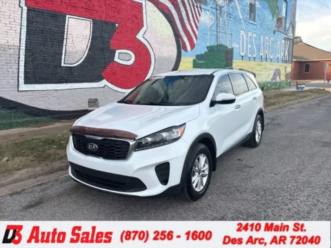 White 2020 Kia Sorento L for sale in Des Arc, AR