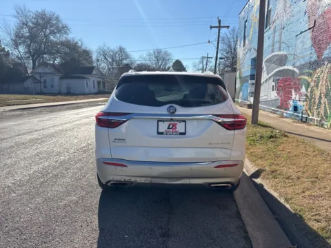 More photos of 2018 Buick Enclave Essence at D3 Auto Sales - Des Arc, AR, AR
