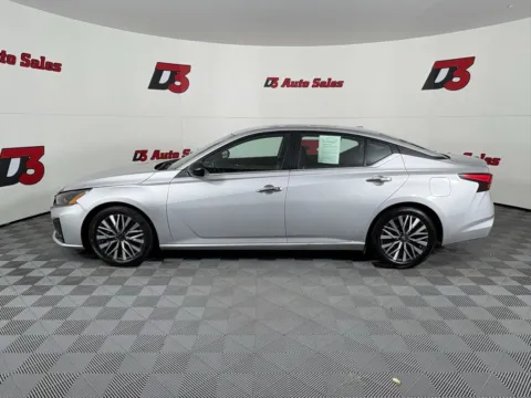 Another view of 2024 Nissan Altima 2.5 SV for sale in Des Arc, AR at D3 Auto Sales - Des Arc, AR